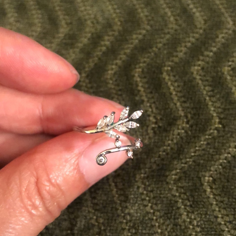 🍃 Set of three fairy leaf wood princess rings 5,6,7 - Picture 13 of 16